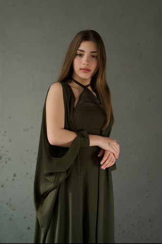 Open shoulder bisht set