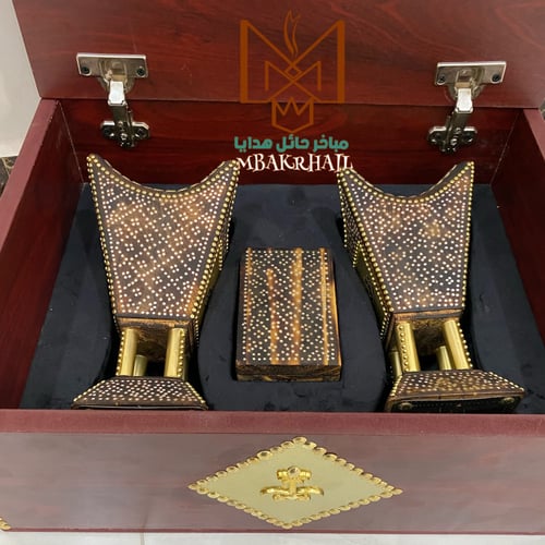 صندوق هدايا فاخرة | مبخرتين رشم | علبة عود رشم