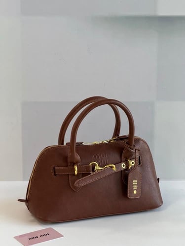 شنطة ميو ميو