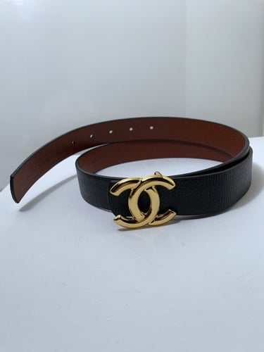 احزمة شانيل متعددة