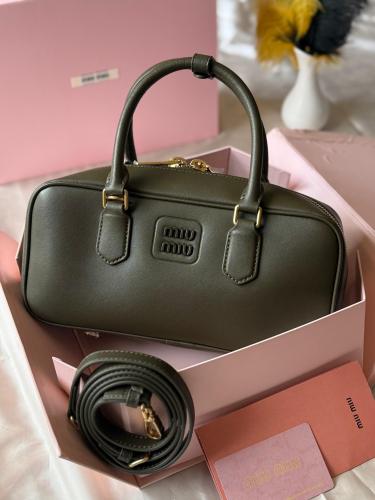 شنطة ميوميو