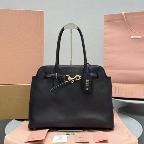 شنطة ميو ميو