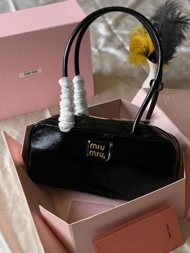 شنطة ميوميو