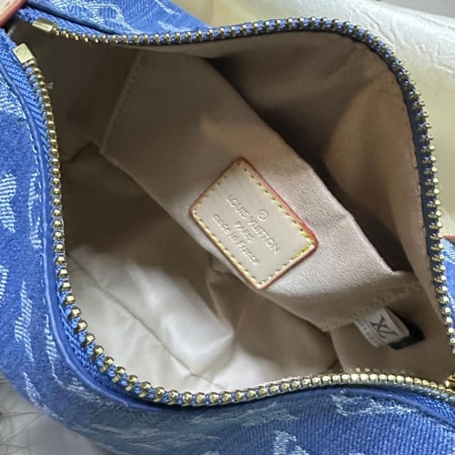 شنطة لويس فيتون