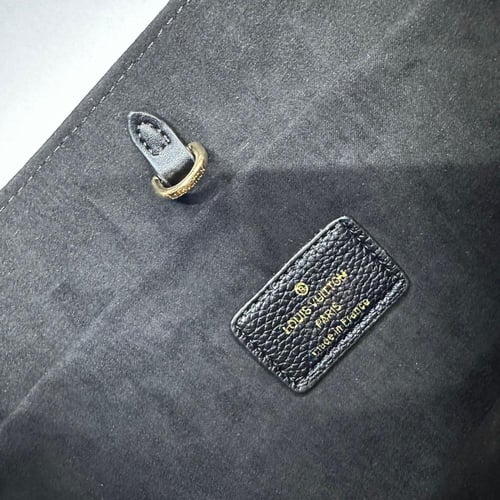 شنطة لويس فيتون