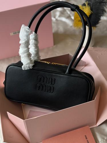 شنطة ميوميو