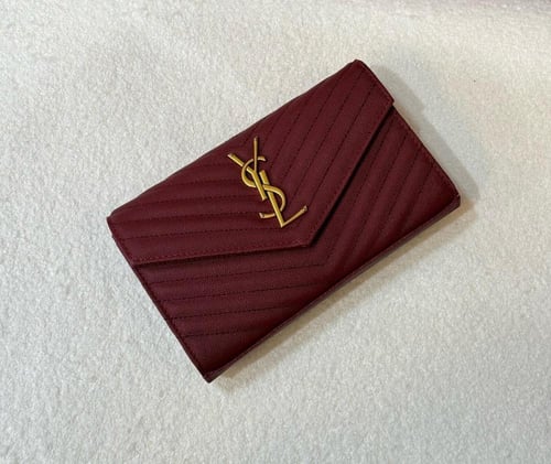 شنطة سان لوران