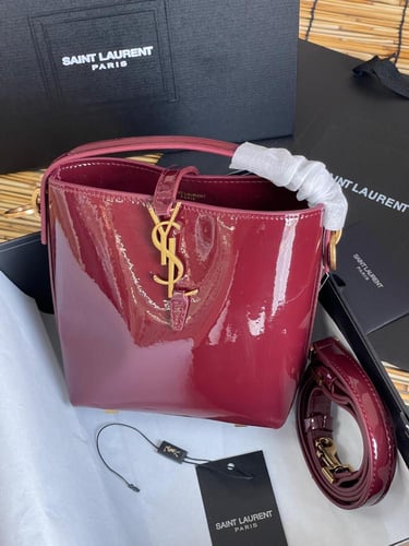 شنطة سان لوران