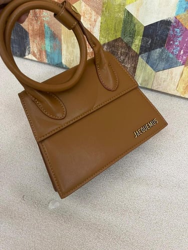 جاكموس - الوان متعددة