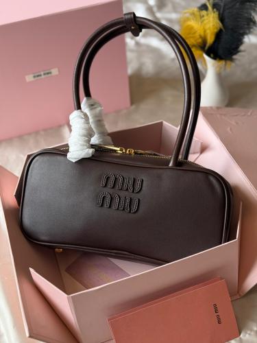 شنطة ميوميو