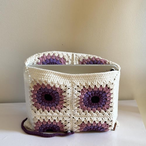 شنطة كُتب/ايباد