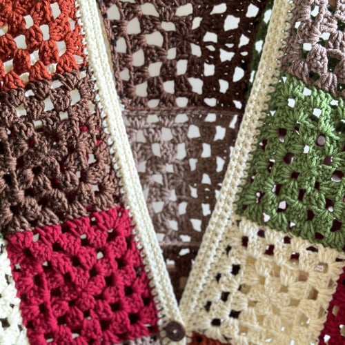 جاكيت كارديجان بألوان الخريف