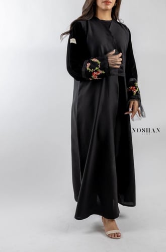 عباية مخمل NOSH 5