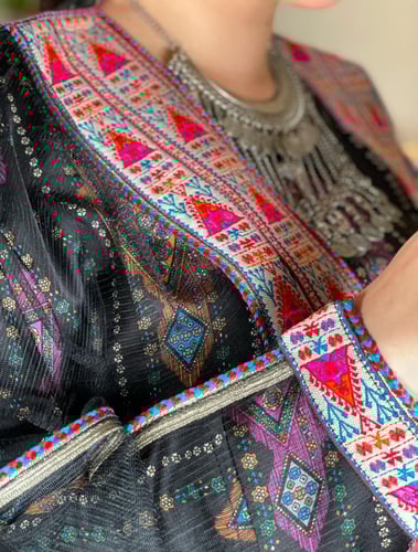 جلابية بطبقتين شعبي معاصر لون أسود