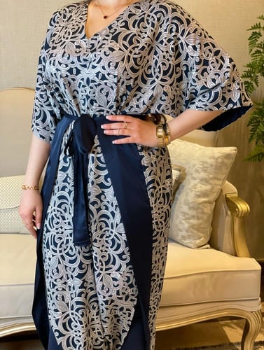 جلابية لف تصميم بلوزة طويلة كحلي