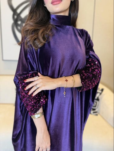 جلابية مخمل فراشة شك عالاكمام بنفسجي داكن