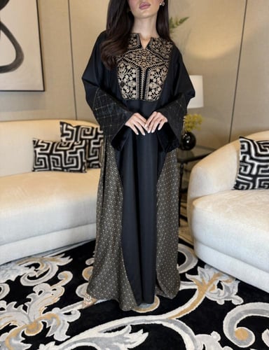 جلابية اسود لنن مخمل عالصدر