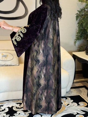 جلابية مخمل شك عالاكمام ليلكي داكن