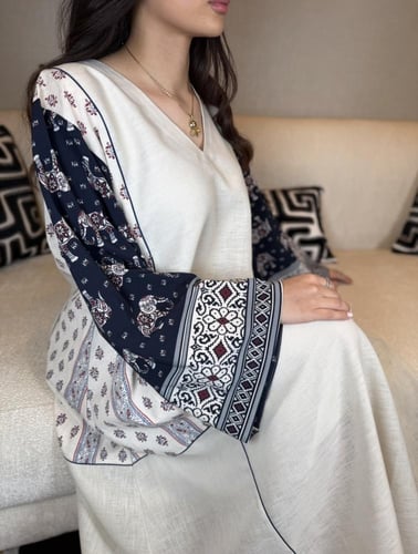 جلابية بيج كحلي لنن هندي