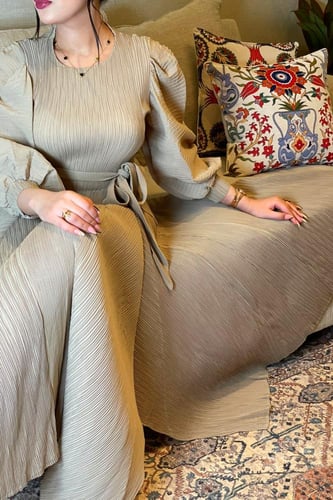 فستان ناعم تكسير لون بيج