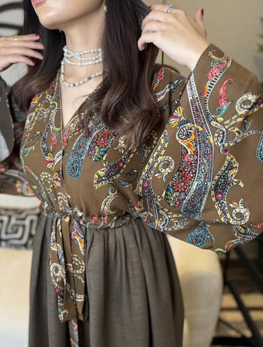 جلابية فستان ربط لون بني