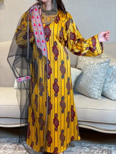 جلابية بطبقتين شعبي معاصر لون اصفر