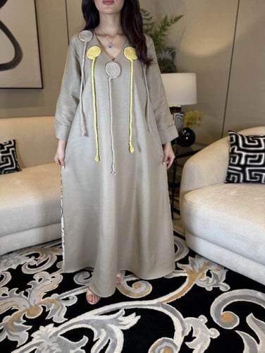 جلابية لنن مزينة بقيطان مبتكر اصفر