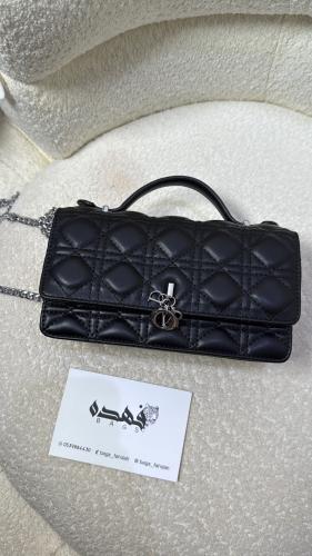 شنطة ديور