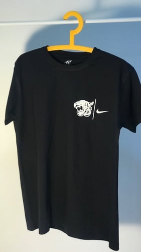 تيشرت النمر نايك