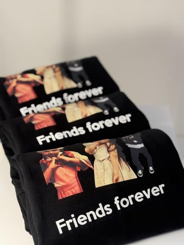 هودي صور الصديقات