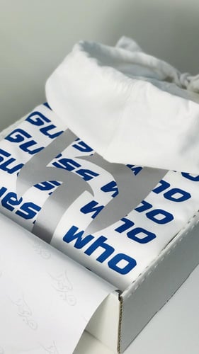 بلوفر الهلالGuess who