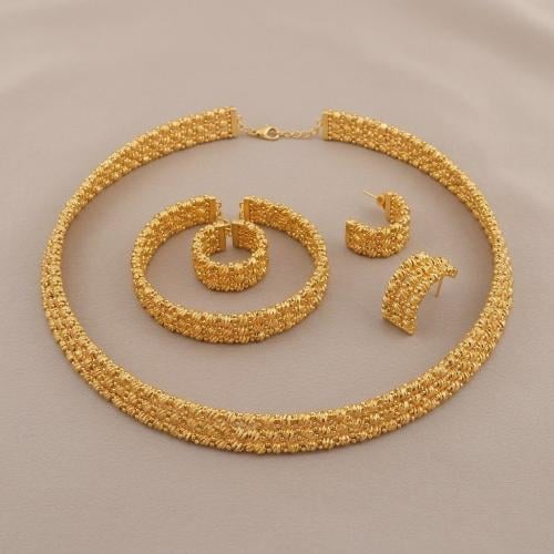 طقم دوريكا