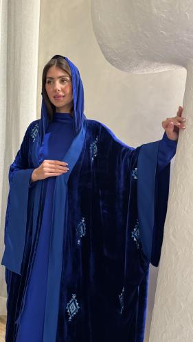 Najdi deep sea blue