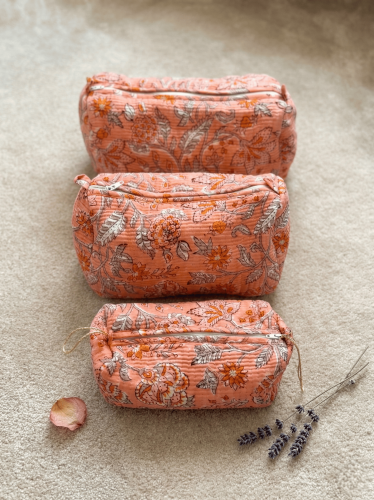 Set of quilted bags: 18