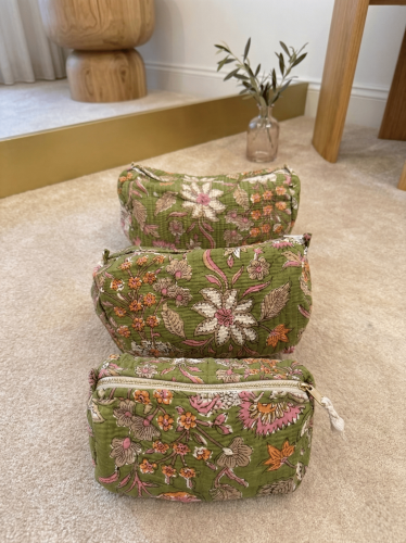 Set of quilted bags: 13