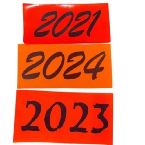 ستيكر تاريخ موجود من 2012 الى 2026