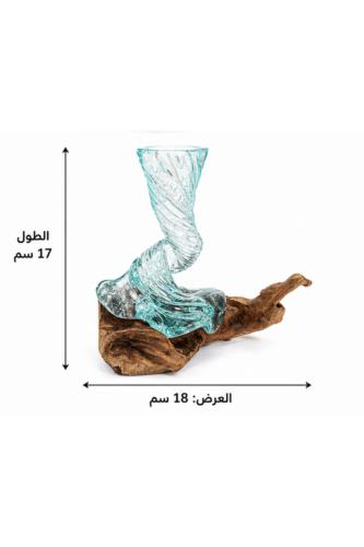 فازة زجاجية ديكورية بتصميم حلزوني وقاعدة خشبية طبيعية – قطعة ديكور أنيقة للمنزل