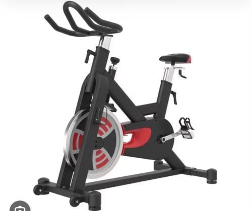 Brtw Xb07 Spin Bike دراجة مع مسند ظهر