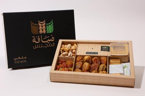 بوكس ضيافه VIP شوكلاته