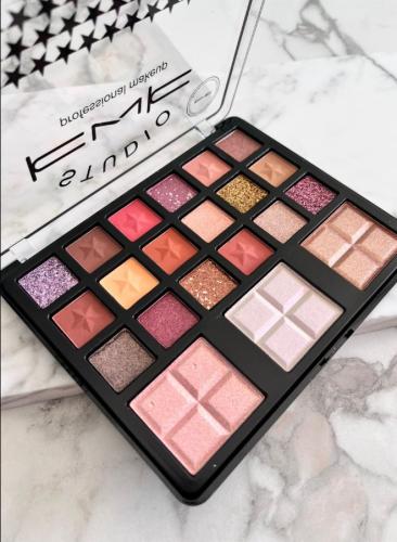 ظل عيون واضاءه ثلاثيه من kwk