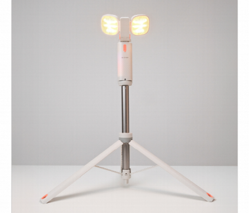 مصباح تخييم متعدد الوظائف