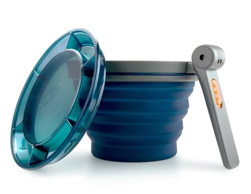 كوب قابل للطي أخضر بغطاء من GSI