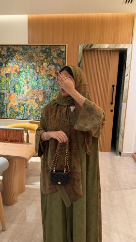 عباية رهيد اخضر (حرير)