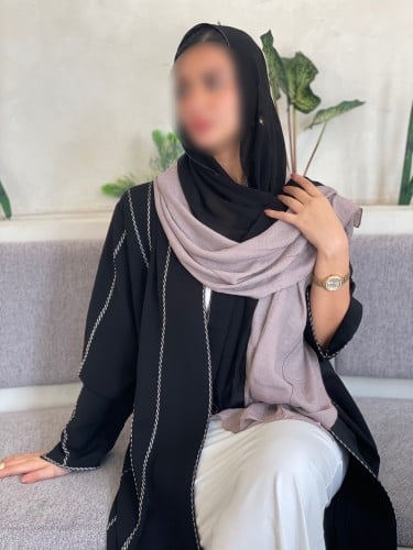 طرحة بيج مع اسود