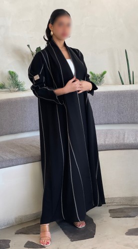 عباية مقلمة