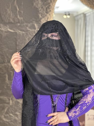 طرحة دانتيل مع حرير بكرستال