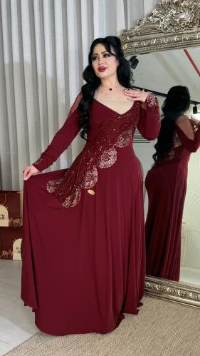 فستان كلوش فخم عنابي