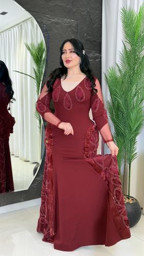 فستان عنابي فخم