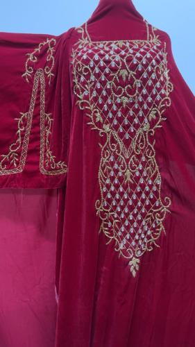 مخمل تطريز يدوي امام كامل واكمام