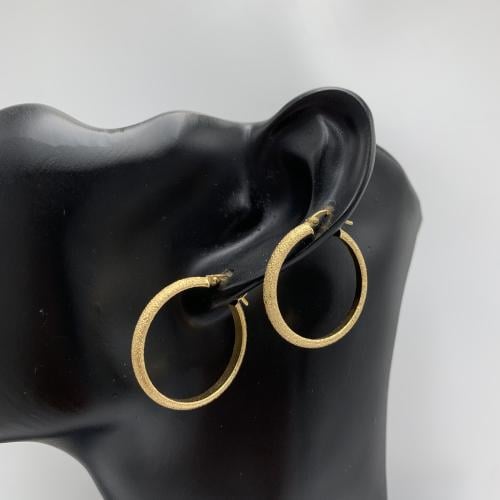 حلق إيطالي الحجم الكبير عيار 18 ذهب صافي